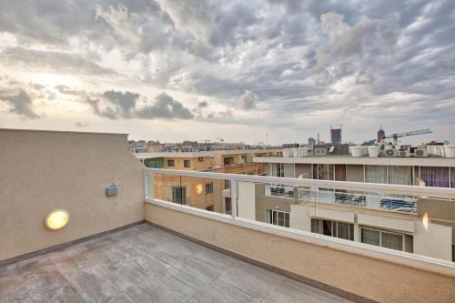 Sliema Apartment | Mercury Residence No15 Penthouse Terrace by Haven & Keys Malta