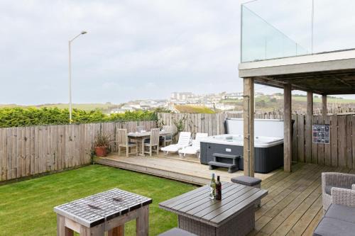 Porth House | Mermaid Gaze in Porth, Newquay