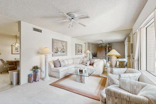 Sunland Village East House | Mesa Oasis