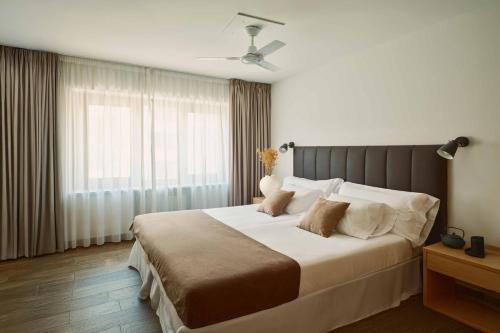 San Juan Hotel | MET Pamplona By MET HOTELS