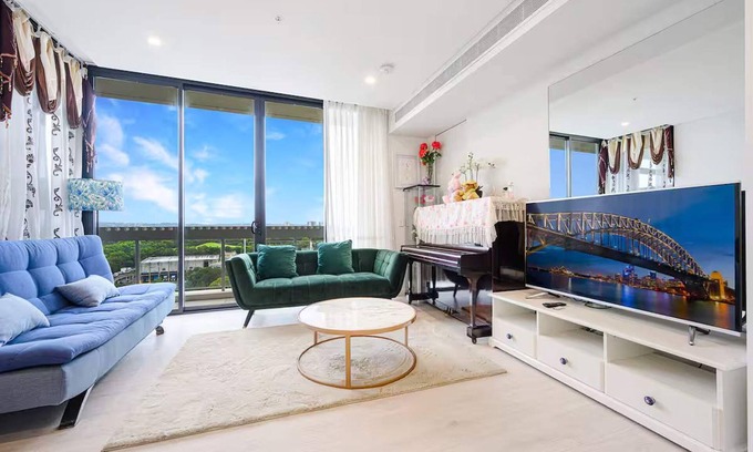Lidcombe Apartment | Metawisebnb Executive 2-bedroom Stadium View Apartment W Parking
