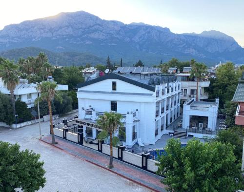 Kemer Hotel | MİYAS LUXURY HOTEL