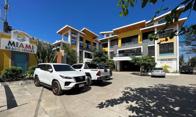 Morong Resort | Miami Heat Beach Resort powered by Cocotel