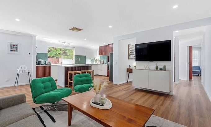 Ardross House | Mid Century Magic in Ardross