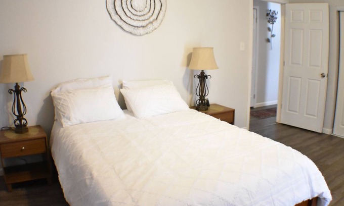 Midland House | Midland Getaway