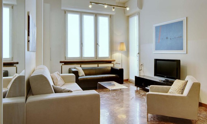 Central Station Apartment | Milan Apartment Rental