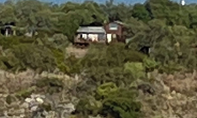Spicewood House | Million Dollar Views! Charming 2-bedroom house in lovely Spicewood with WiFi, AC