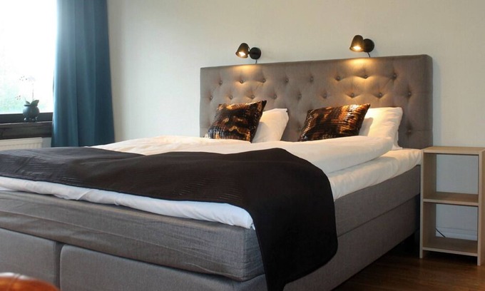 Tibro Hotel | Millners Plaza