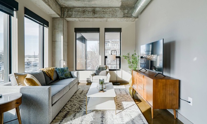 Warehouse District Apartment | MINNeSTAY* Sable 21 One Bedroom | North Loop | Target Field
