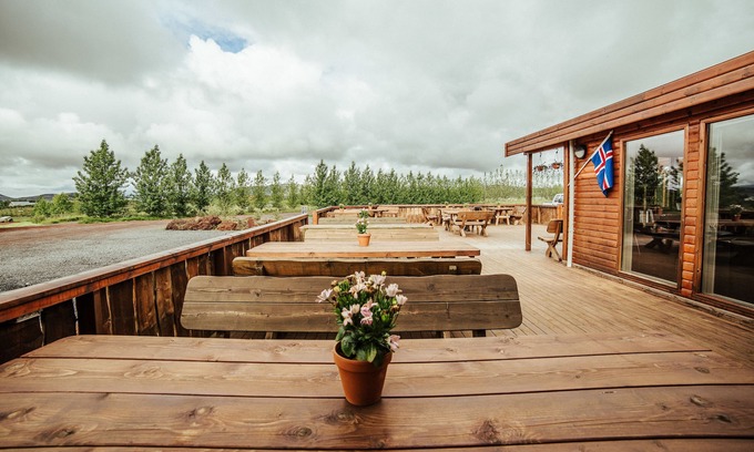 Selfoss Apartment | Minniborgir Cottages & Restaurant