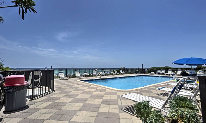 Miramar Beach Apartment | Miramar Beach Retreat - Beachfront & Poolside