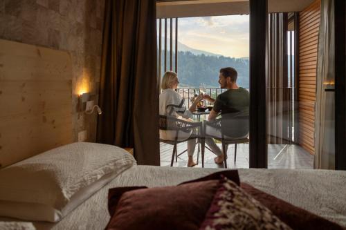 San Lorenzo in Banale Hotel | Miravalle