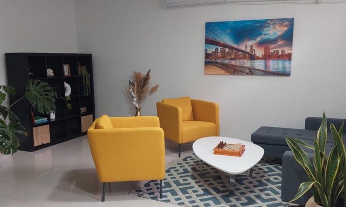 Beit Shemesh Apartment | Mishkafayim Simcha Suite