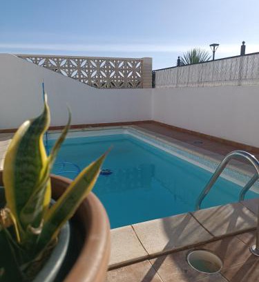 Corralejo Hostel | MOANA SURF HOUSE