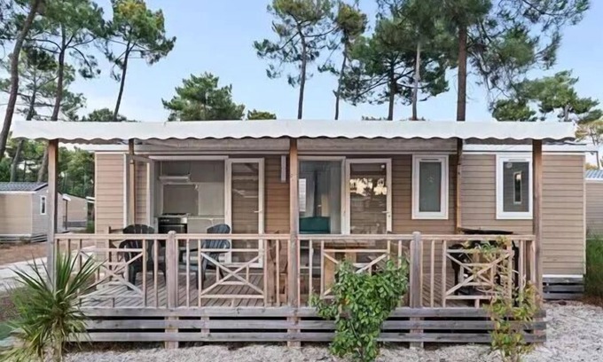 Angles House | Mobilheim A/C
