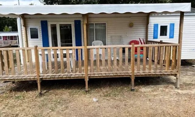 Ambon House | Mobilhome + 20 m² + terrace 4 persons