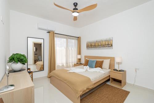 Los Melones Apartment | Modern 2BR Escape Near Bayahibe Beach and Pool