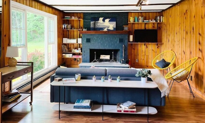 Kerhonkson Cabin | Modern Catskills Oasis w Pool and Bar Hall