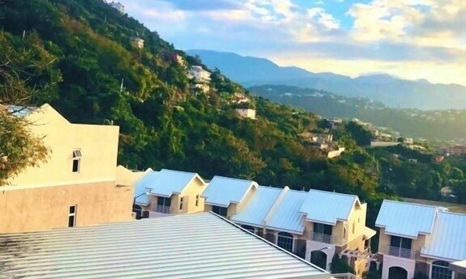 Saint Andrew Apartment | Modern Comfort Suites