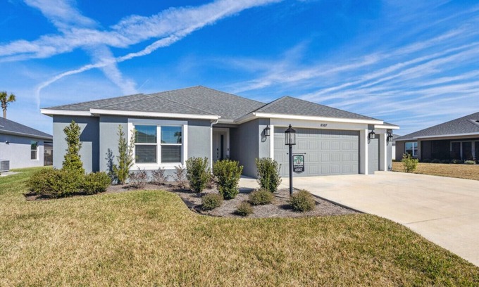Okahumpka House | Modern comfort with a vibrant community feel