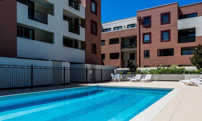 Newtown Apartment | Modern, Executive Apartment near Newtown