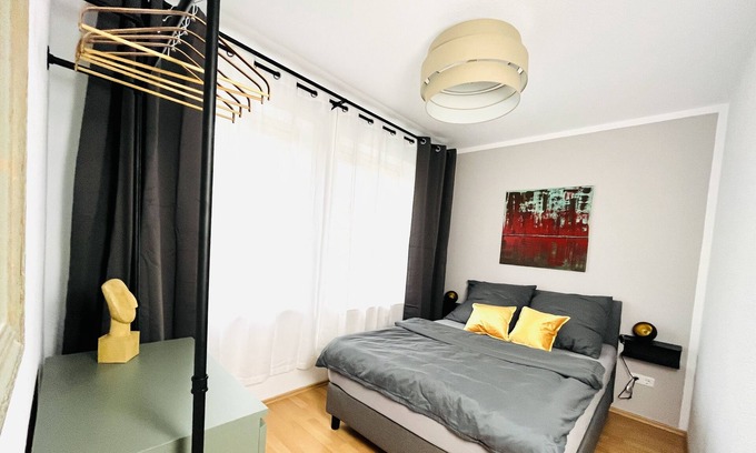 Bahnhofsviertel Apartment | Modern & Gemütlich - 2-raum Apartment Nahe dem Stadtzentrum / Hauptbahnhof