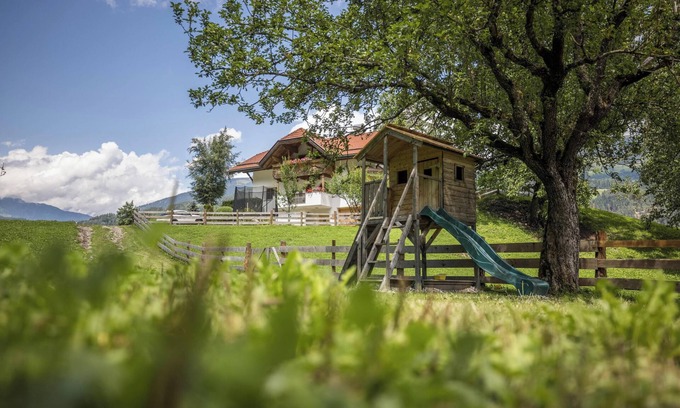 Parrocchia di San Sigismondo Apartment | Modern Holiday Apartment "Oberplunerhof - Kronplatz" with Wi-Fi and Balcony