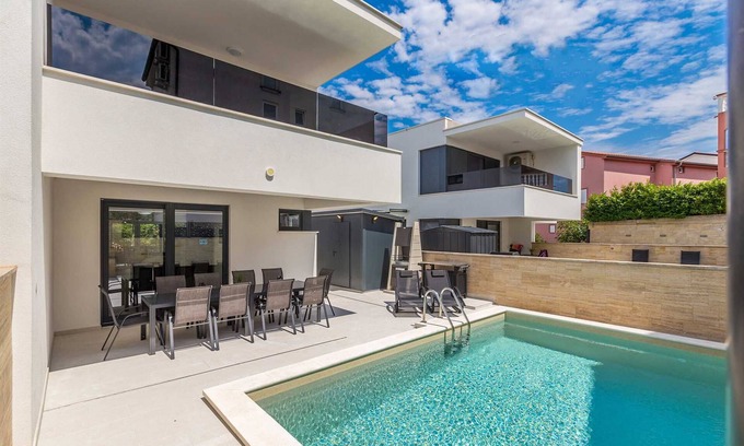 Milcetici Villa | Modern holiday house JASMINKA