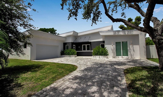 Alta Vista House | Modern Sarasota Retreat with pool and large yard