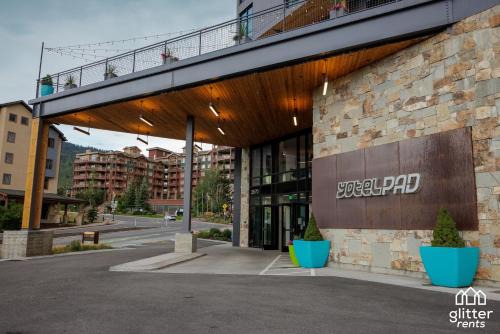 Park City House | Modern ski in and out condo hotel at YotelPAD