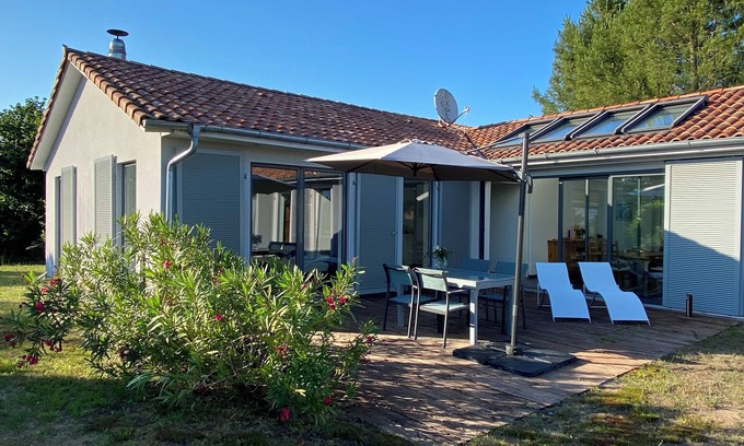 Bias House | Modern, spacious vacation home with garden, 5 minutes to the Atlantic Ocean