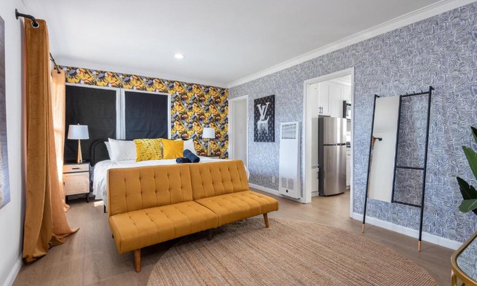 Hollywood Hills West Apartment | Modern Studio Oasis near Sunset Blvd