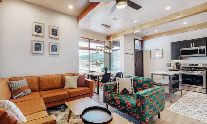 Angel Fire Condo | Modern Villa /2BR /2BA /FP /2 Patios /Arcade /5 min to Slopes and Trails!