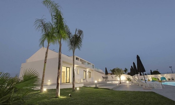 Agrigento Bed & Breakfast | Modern villa with all comforts. 2 minutes from the sea and 5 from the Valley Of The Temples