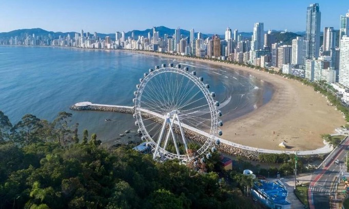 Pioneiros Apartment | Moderno 60m Roda gigante BrisaMarBC2
