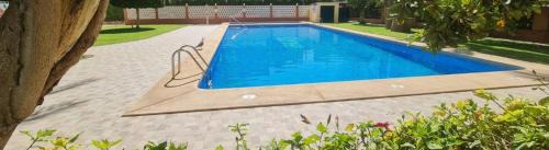 Polop House | Moderno adosado junto al POLIDEPORTIVO de NUCIA