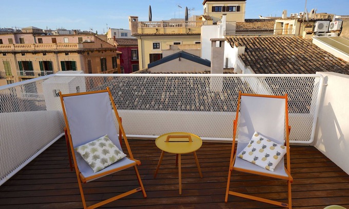 La Llotja-Born Apartment | Montmari Apartments Turismo de Interior