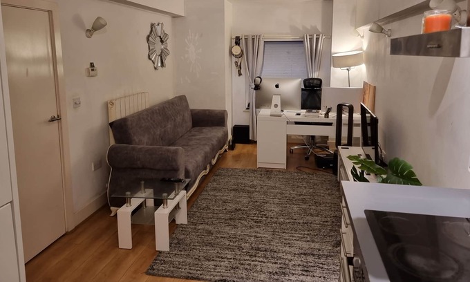 Woolwich Apartment | More Than AN Hotel