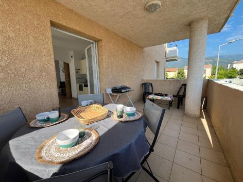 Moriani-Plage Apartment | MORIANI Centre Lumineux T3 à deux pas de la mer et commerces