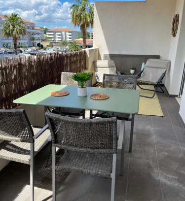 Moriani-Plage Apartment | MORIANI Plage T2 terrasse proche mer et commerces
