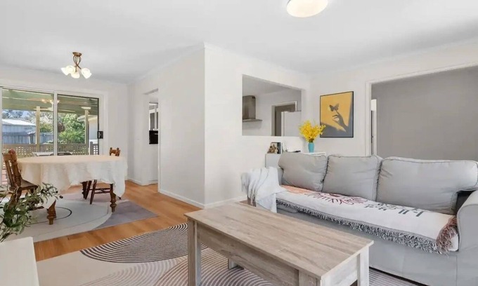Mornington House | Mornington Family Serenity Getaway