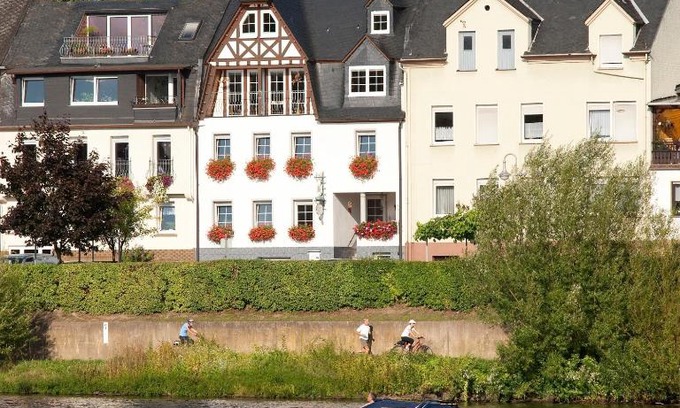 Zell Apartment | Mosel Panorama