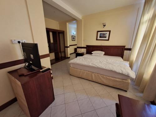 Moshi Hotel | Moshi Leopard Hotel