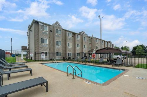Breaux Bridge Hotel | Motel 6 Breaux Bridge, LA