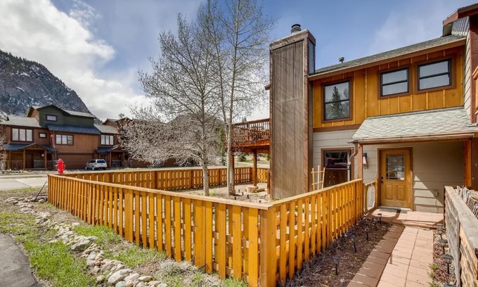 Frisco Apartment | Mount Royal Condos #501 condo
