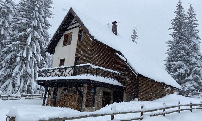 Kasidoli House | Mountain House 1984