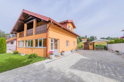 Fuzine Ski Chalet | Mountain house "Kira"
