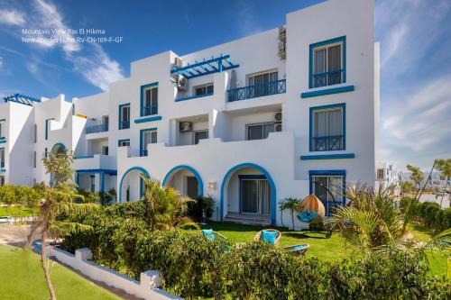 Ad-Dab'ah House | Mountain View Luxury Garden Chalet - North Coast