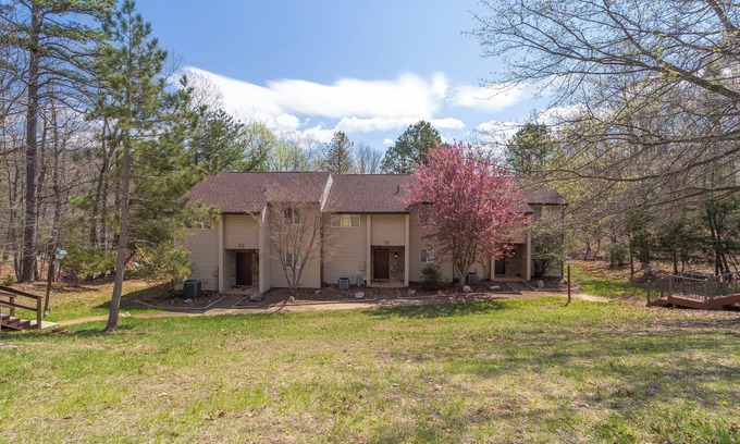Massanutten House | Mountain Views, Resort Access, Full Kitchen!