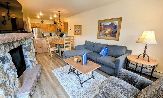River Run Condo | Mountain Views, Walk to Gondola, Dining